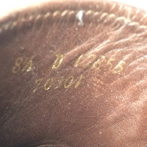 Allen Edmonds Buckhorn Dress Shoes main image 8